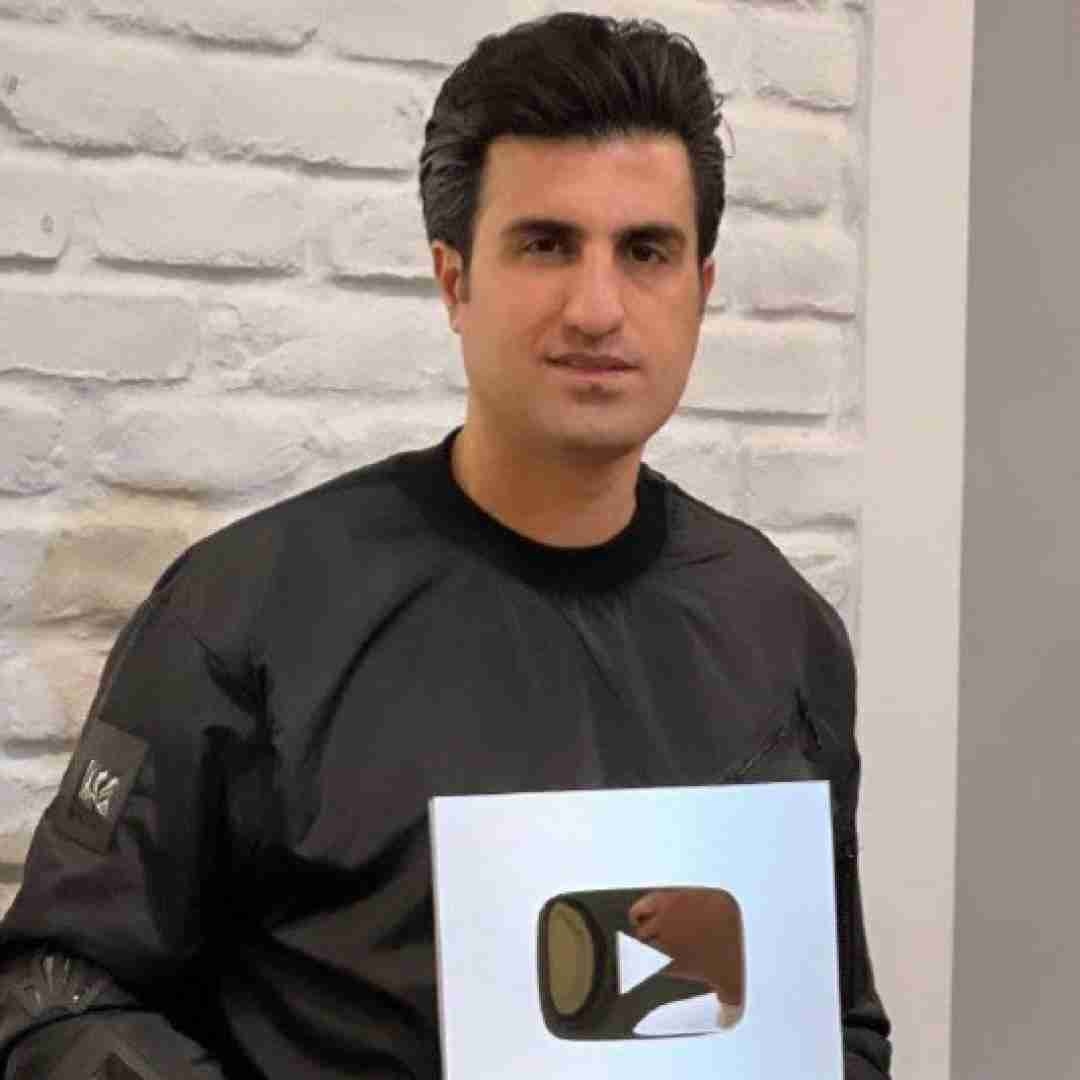 محسن لرستانی کارتن خواب