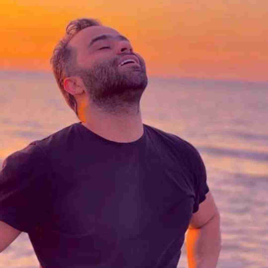 ولی قاسمی شاه آسمون عقاب چشم سیاهه