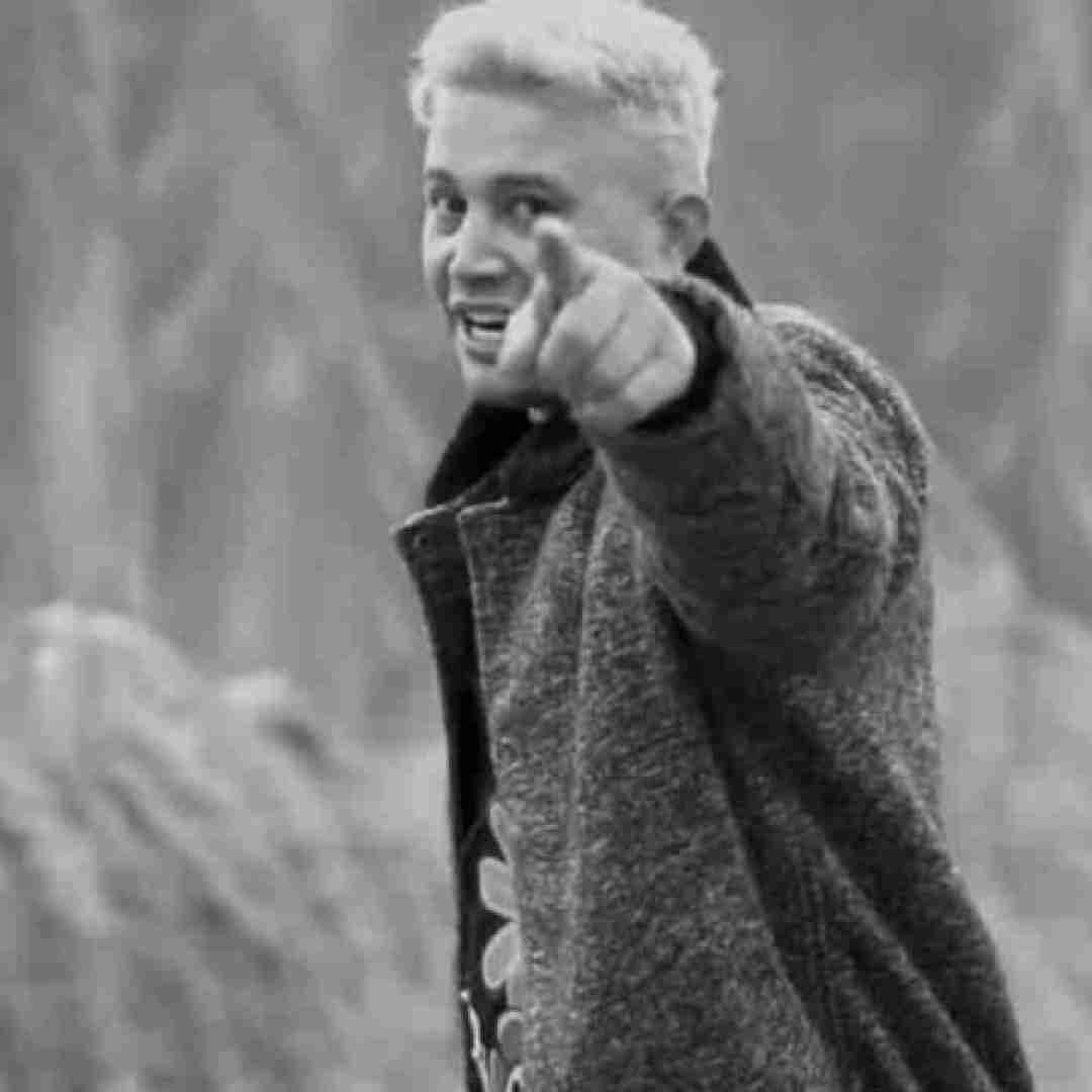 علی احمدیانی رفتی و آرزوم آرزو موند