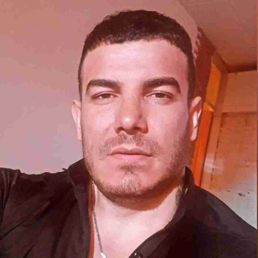 فرهاد فرهادی چجور ثابت بکم و پید دنیا ارام