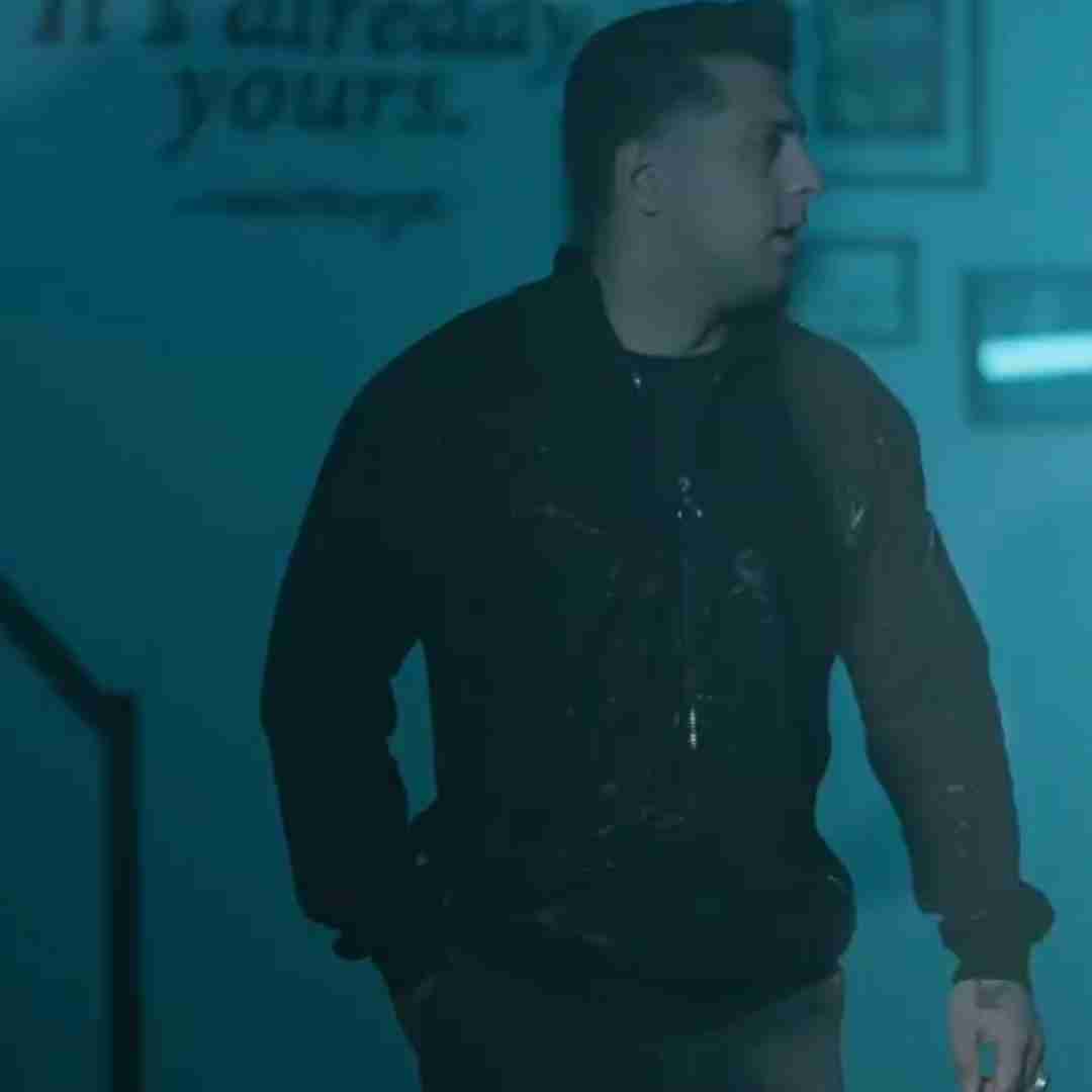 سبحان رستمی همیشه سیگار لای انگشتام