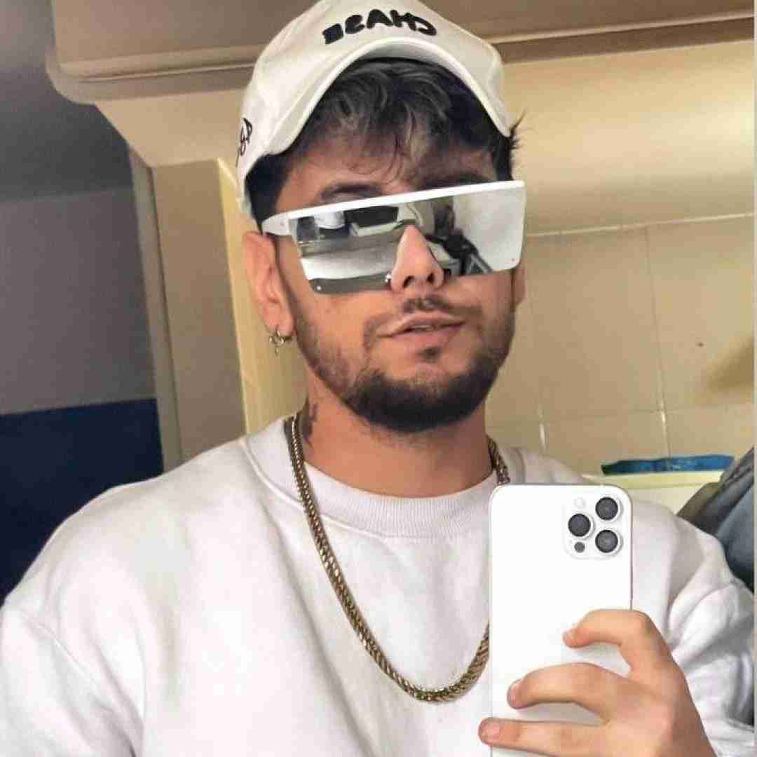 ارشاد آهای عشق