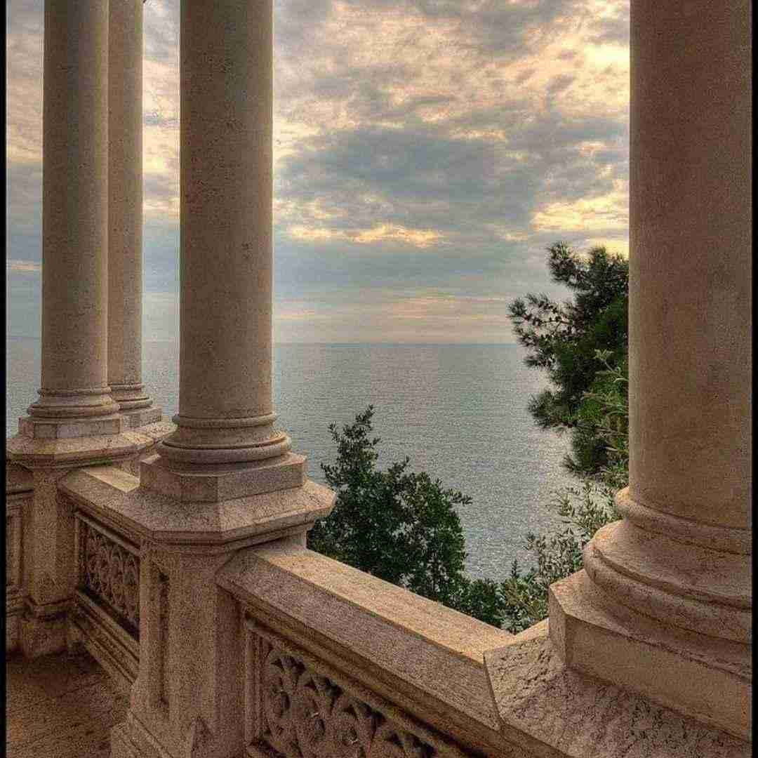  چشات در باغ سبزه به ولا عشق یعنی خودت با صدای دختر اینستایی