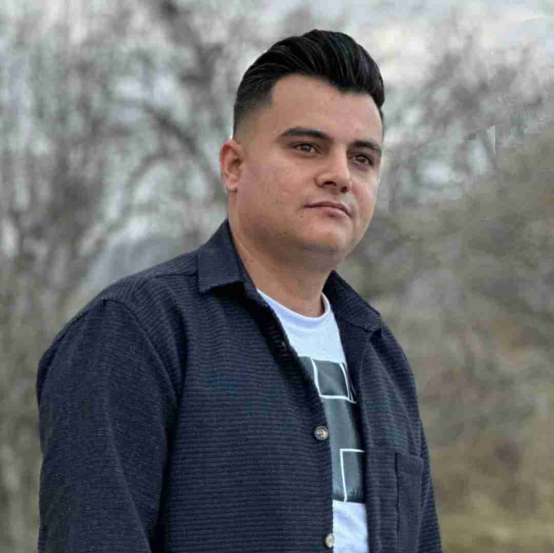 رامین کرمی ای ماله بی تو زندانه غمت ویره زندانبانه