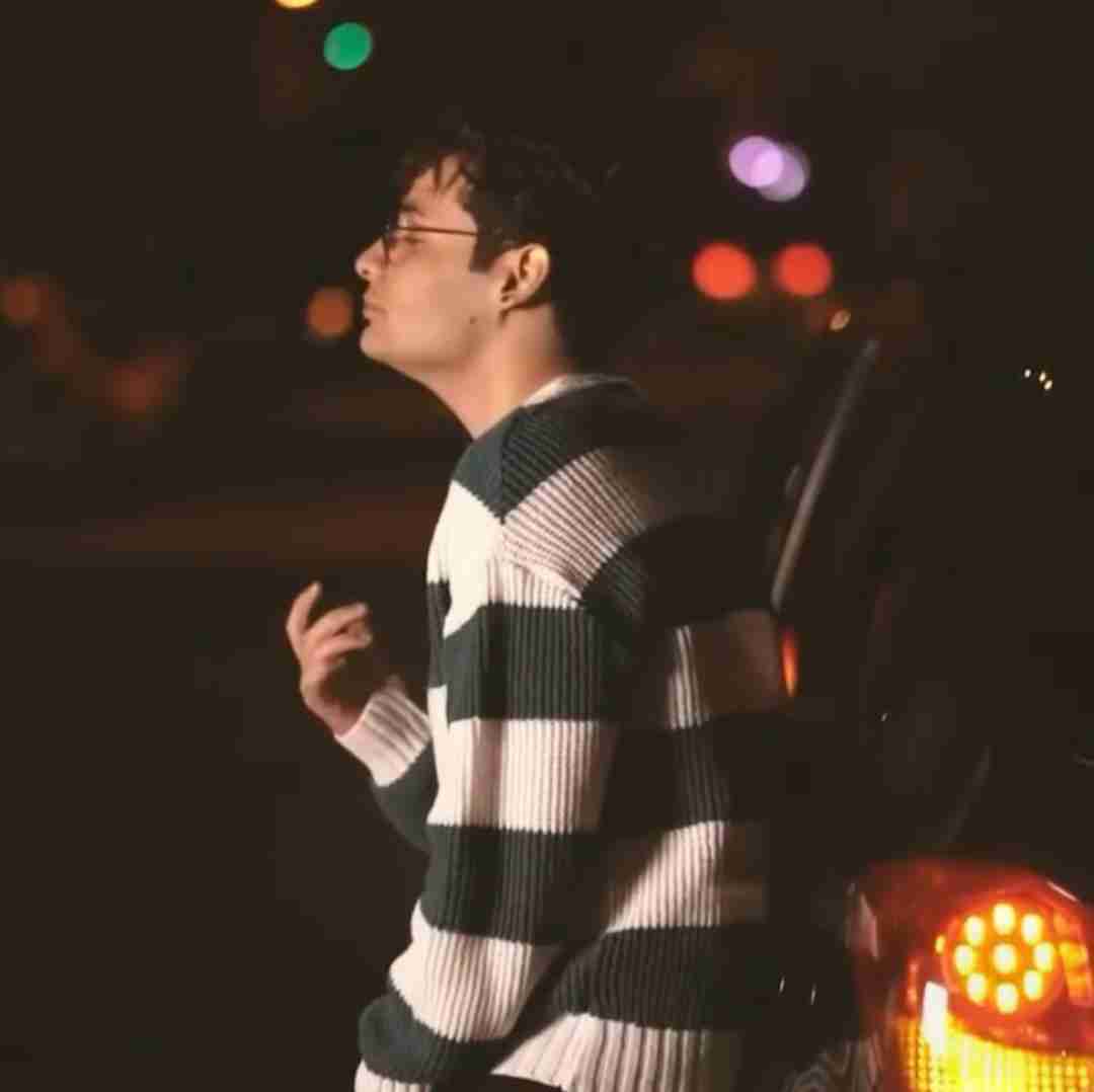 عرفان ابرا من شوخی ندارم سرت هرجا من هستم پشت سرت