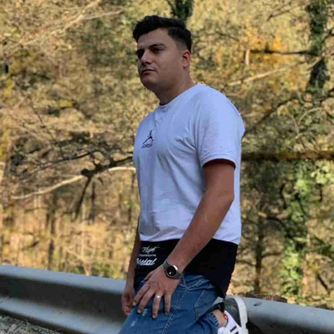 رامین کرمی حبسم بکه و آغوشت بدون تو هیچ و پوچم