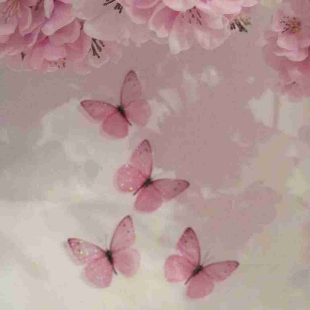  همه توی خواب ناز و منم به فکر چشمای با صدای زن