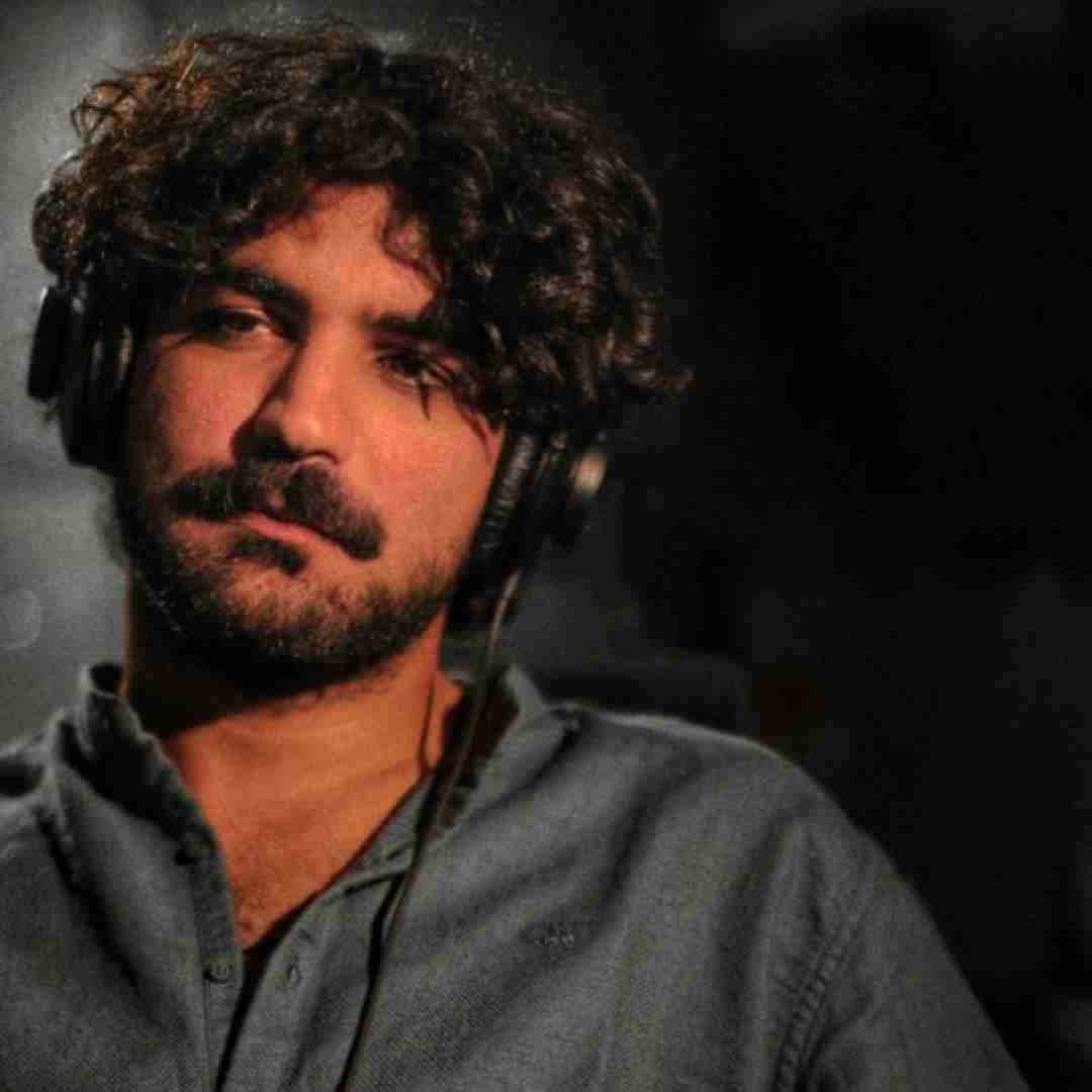 عرفان طهماسبی میترسم از آن شب که تو آسوده بی من سر کنی