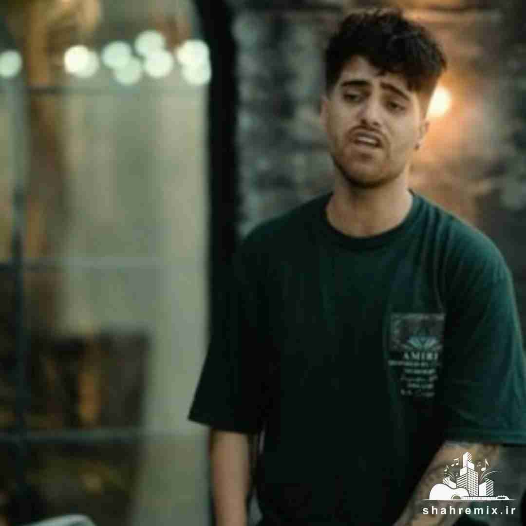 مشتاق دلوجیان سر کی خالی بشه ای همه دلتنگی مغزم ترکید