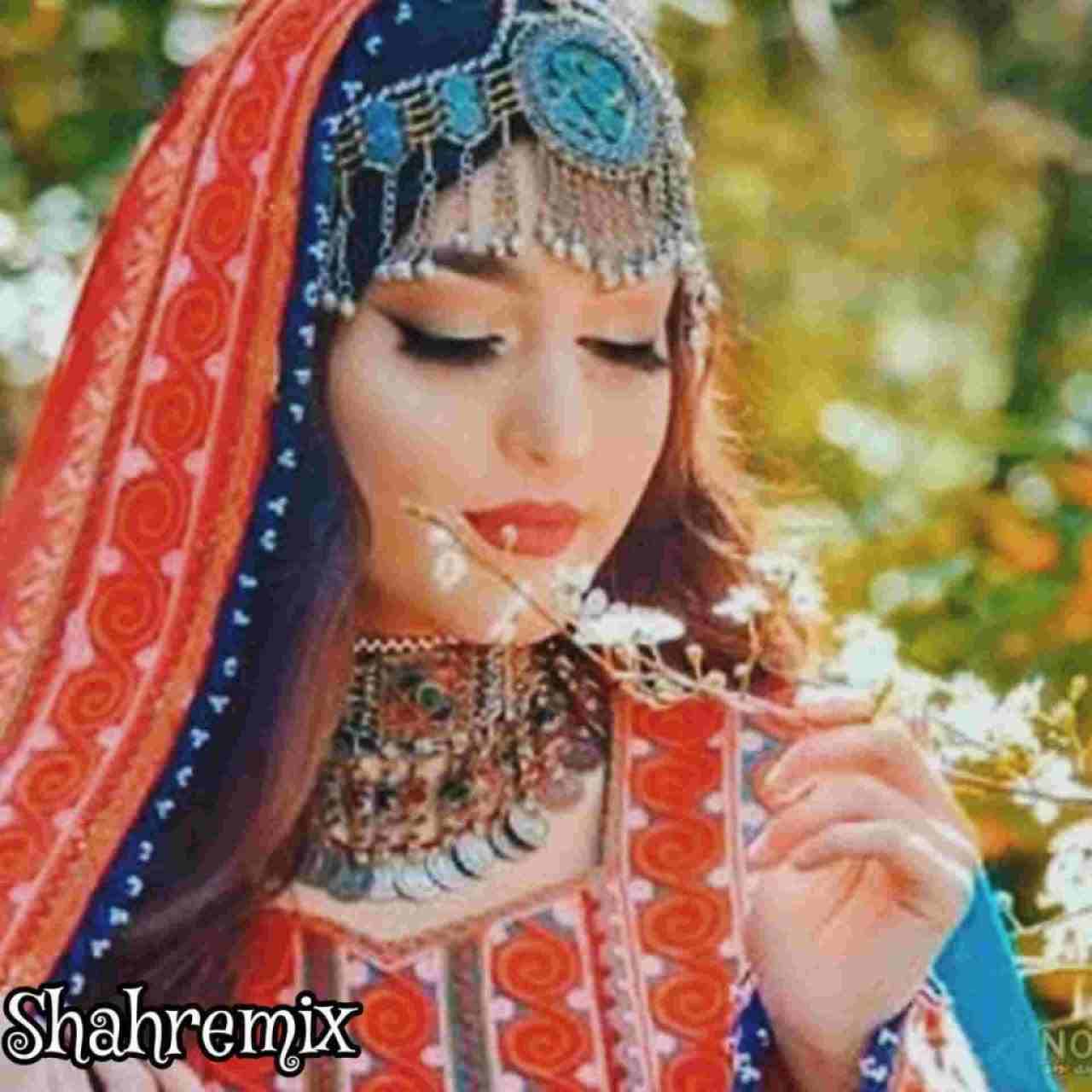 دانلود 10 آهنگ برتر از خوانندگان زن افغان