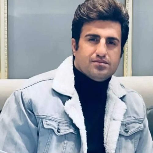 محسن لرستانی نمانده در سرم موی سیه رنگ (هوش مصنوعی)