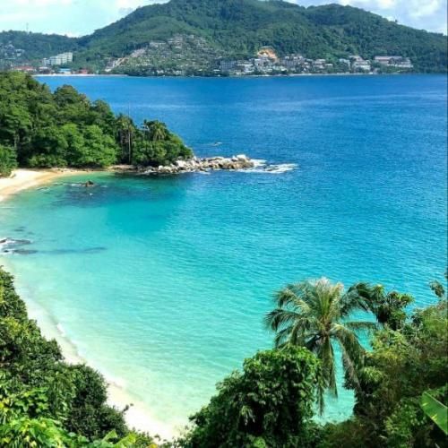 دورم ازت فاصله سخته برام رو شده دستت الان